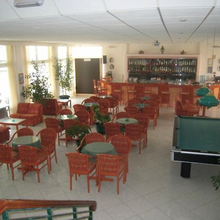 Miramare Bay Hotel Karpathos Extérieur photo