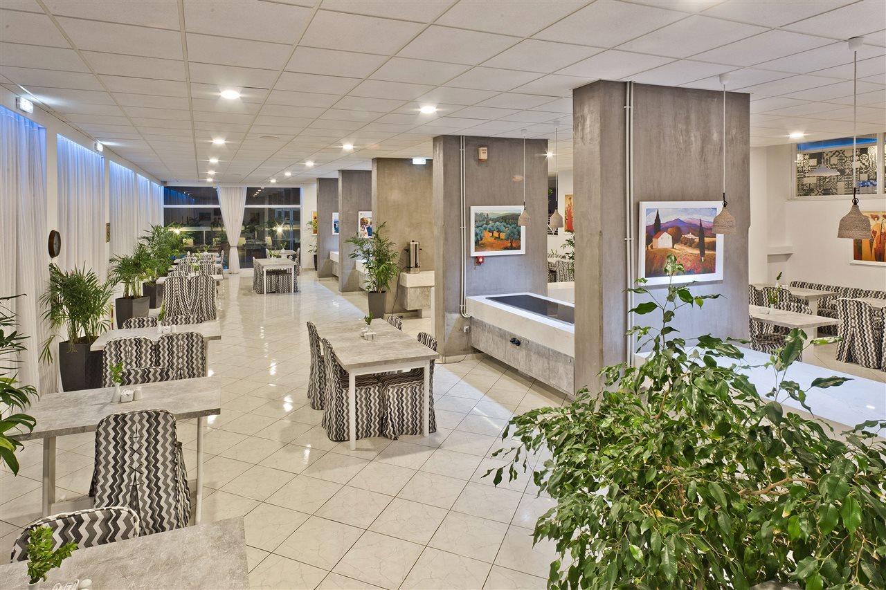 Miramare Bay Hotel Karpathos Extérieur photo