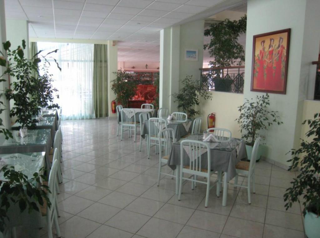 Miramare Bay Hotel Karpathos Extérieur photo